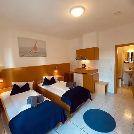 La Ferte 2* Штутгарт