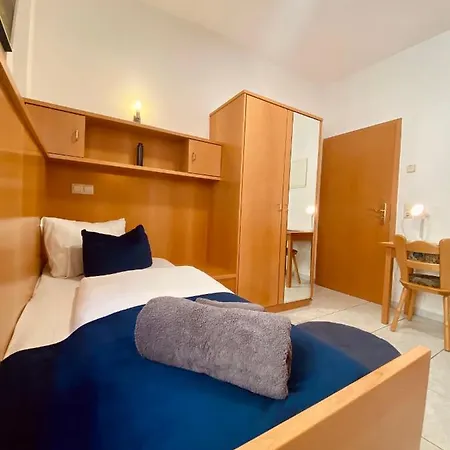 La Ferte Гостевой дом Штутгарт